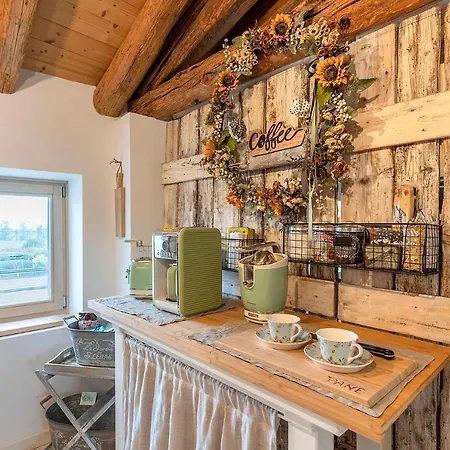 Dori's , Romantico Loft *