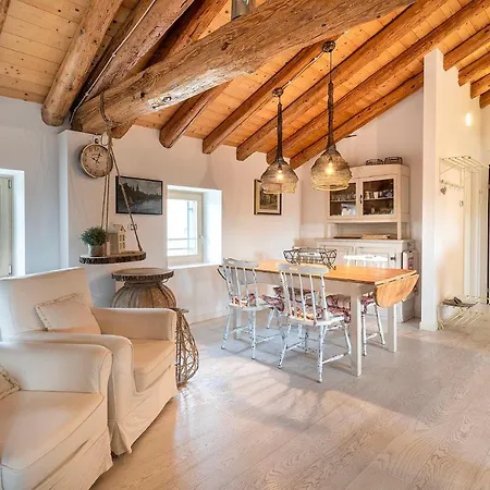 Dori's , Romantico Loft * Мазер